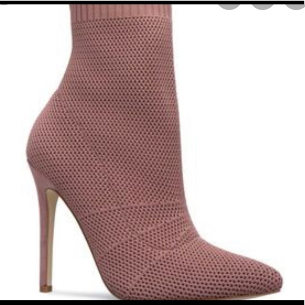 Size 6.5 sock bootie never worn